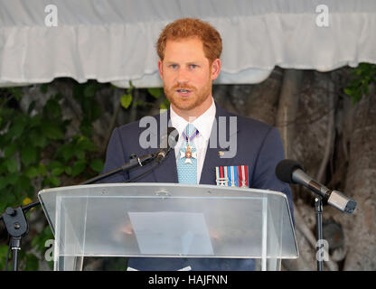 Le prince Harry prend la parole lors d'un toast à la Nation événement à Bridgetown, Barbade, sur le 50e anniversaire de l'indépendance, au cours de sa tournée de la région des Caraïbes. Banque D'Images