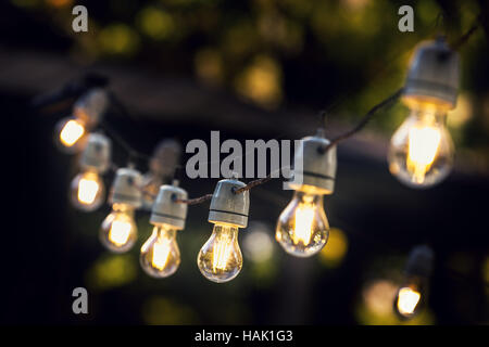 Partie string lights hanging in a line Banque D'Images