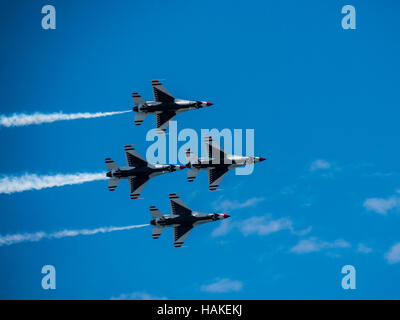 United States Air Force Thunderbirds, Rocky Mountain Air Show, Réservoir, Aurora, Aurora, Colorado. Banque D'Images