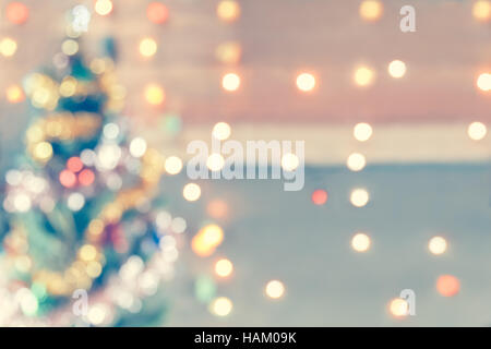 Greething le meilleur de noël vacances d'hiver. La planche en bois avec sparkle blur bokeh pour thème de Noël adapté aux contexte Banque D'Images