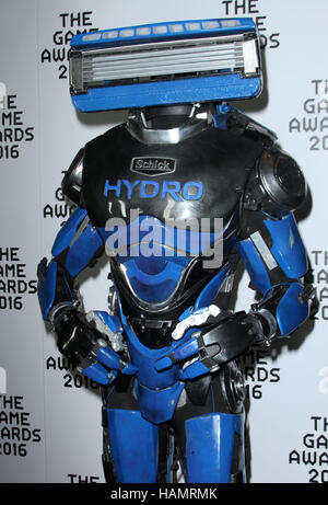 Los Angeles, CALIFORNIE, États-Unis. 1er décembre 2016. Hydrobot. Les Game Awards 2016 ont eu lieu au Microsoft Theatre. Crédit : AdMedia/Alamy Live News Banque D'Images