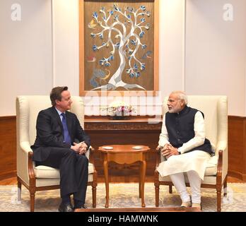 New Delhi, Inde. 09Th Dec 2016. Le Premier Ministre indien Narendra Modi rencontre avec l'ancien Premier ministre britannique, David Cameron, le 2 décembre 2016 à New Delhi, en Inde. Credit : Planetpix/Alamy Live News Banque D'Images