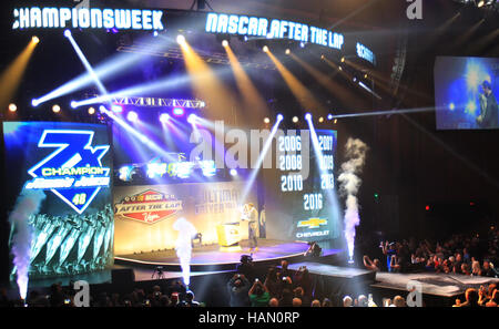 Las Vegas, NV, USA. 06Th Dec 2016. Jimmie Johnson photographié au cours de NASCAR Après le circuit à la Pearl concert theatre au Palms Casino Resort le 1 décembre 2016 à Las Vegas, Nevada. Credit : Mpi34/media/Alamy Punch Live News Banque D'Images