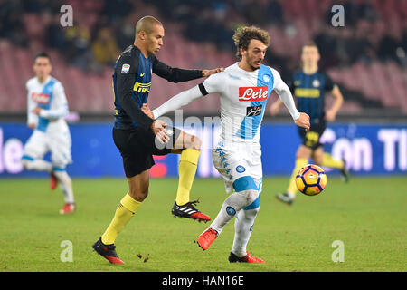 Naples, Italie. 09Th Dec 2016. Manolo Gabbiadini de Naples en action au cours de la Serie A TIM match entre SSC Napoli et l'Internazionale FC au Stadio San Paolo le 02 décembre 2016 à Naples, en Italie. Crédit : marco iorio/Alamy Live News Banque D'Images