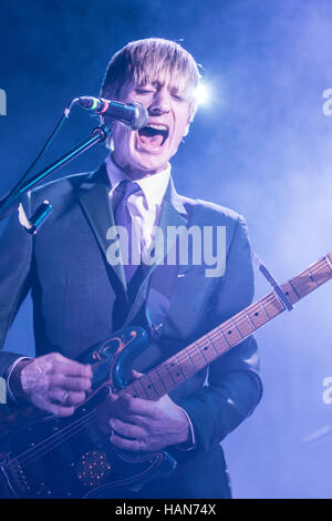 Bournemouth, Royaume-Uni. 09Th Dec 2016. Kula Shaker live à l'O2 Academy Bournemouth Crédit : Charlie Raven/Alamy Live News Banque D'Images