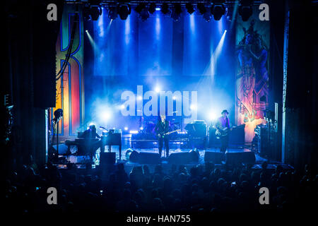 Bournemouth, Royaume-Uni. 09Th Dec 2016. Kula Shaker live à l'O2 Academy Bournemouth Crédit : Charlie Raven/Alamy Live News Banque D'Images