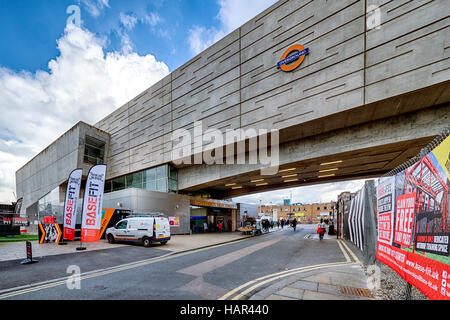 Gare Overground Shoreditch High Street Banque D'Images