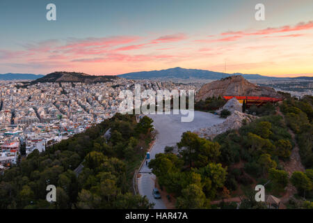 Vue d'Athènes depuis la colline du Lycabette, Grèce. Banque D'Images