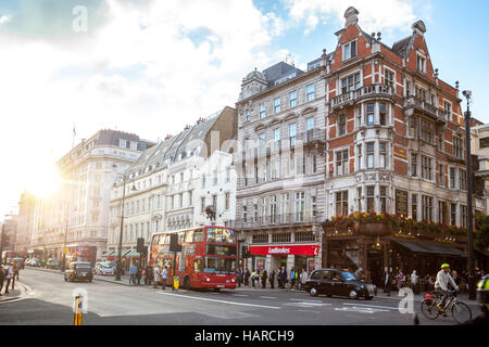 Les rues de Londres voir la pub Wellington Banque D'Images