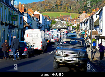 High Street, dans le village de Dunster, Somerset, England UK Banque D'Images