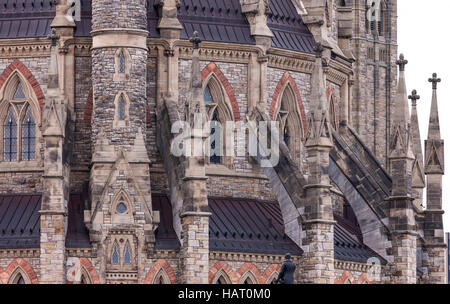 La Bibliothèque du Parlement situé à l'arrière de l'Édifice du Centre du Parlement bâtiments situés à Ottawa, Ontario, Canada. Les travaux ont commencé sur le Banque D'Images