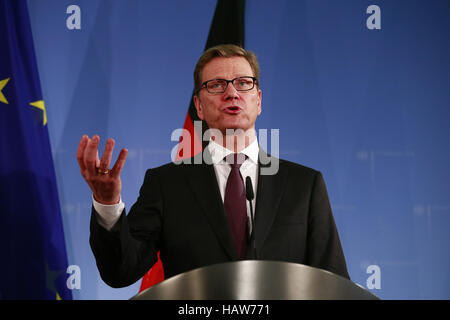 John Kerry rencontre FM Allemand Westerwelle. Banque D'Images