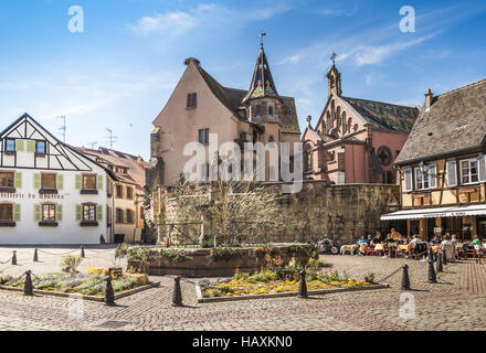 Place du chateau St Léon, Eguisheim. Banque D'Images