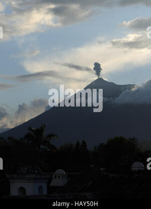Le sommet du volcan de Pacaya, Cono Mackenney. San Vincente de Pacaya. République du Guatemala. Banque D'Images