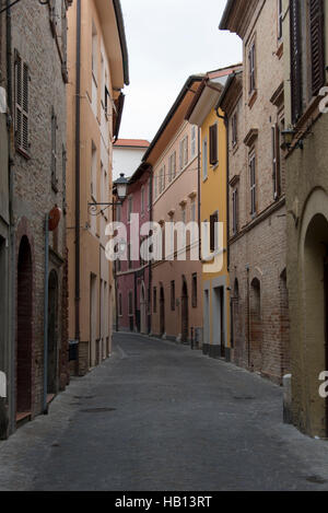 Ruelle de la vieille ville de Tolentino Banque D'Images