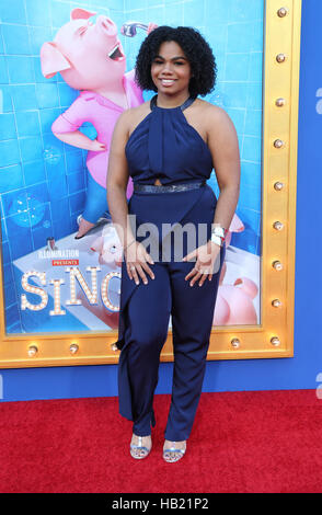 Los Angeles, CA, USA. 06Th Dec, 2016. Wé McDonald, à première de Universal Pictures' 'Sing' sur Pacific Theatres au Théâtre de Microsoft, Californie le 03 décembre 2016. Credit : Faye Sadou/media/Alamy Punch Live News Banque D'Images