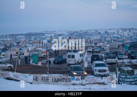 3 décembre 2016 - Oceti Sakowin Camp à Standing Rock, ND © Dimitrios Manis/ZUMA/Alamy Fil Live News Banque D'Images