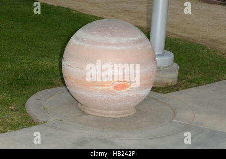 Downey, ca. 19Th Mar, 2016. Atmosphère à la capsule spatiale Apollo Phoenix Charles Maison de l'éclairage et Donut Échange Partie où une véritable Apollo Spacecraft est éclairé comme un arbre de Noël au Columbia Memorial Space Center à Downey, Californie le 3 décembre 2016. © David Edwards/media/Alamy Punch Live News Banque D'Images