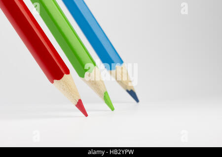 Trois crayons de couleur dans les couleurs RGB Banque D'Images