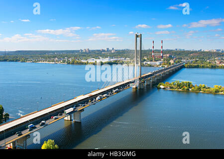 Pont du sud à Kiev Banque D'Images