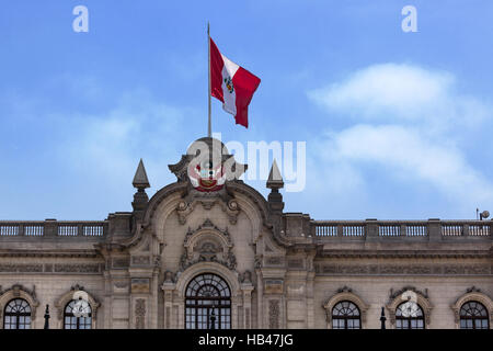 Drapeau sur le toit Banque D'Images