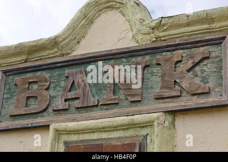 Ancienne Banque en bois signe. Banque D'Images