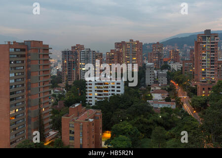 Vue aérienne de Medellin ville dans un quartier résidentiel, en Colombie Banque D'Images