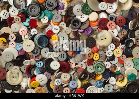 Collection de boutons couture colorée full frame