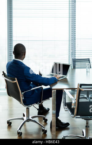 Businessman in office Banque D'Images