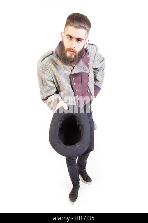 Guy Hipster en tenue de gentleman d'accueil. Banque D'Images