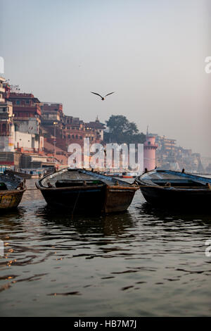 Varanasi tôt le matin Banque D'Images