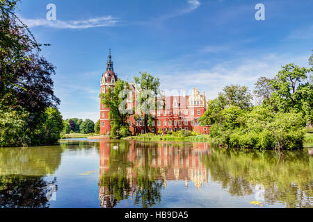 Parc Muskau et Muskau Palace Banque D'Images