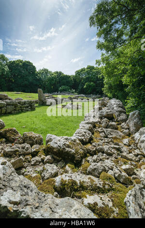 Lligwy Din 4e siècle sur l'établissement romain au nord du Pays de Galles d'Anglesey Banque D'Images