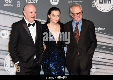 Londres, Royaume-Uni. 4 décembre 2016. L-R : David Johns, Hayley Squires et Ken Loach. Tapis rouge pour les arrivées 2016 British Independent Film Awards au Old Billingsgate. Banque D'Images