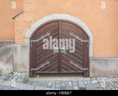 La porte historique de Rothenburg ob der Tauber, une ville de Moyenne-franconie en Bavière, Allemagne Banque D'Images