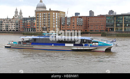 Thames Clipper Banque D'Images