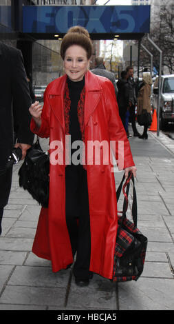 NEW YORK, NY 05 Décembre : Cindy Adams à Bonne journée New York à New York, 05 décembre 2016 .. Credit:RW/MediaPunch Banque D'Images