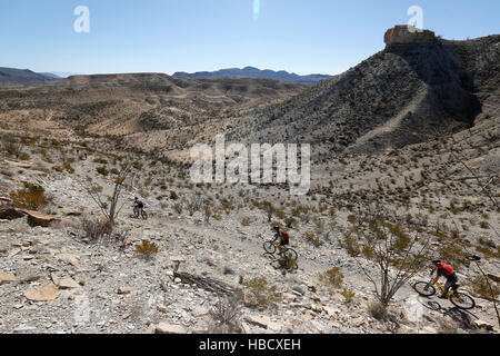 Vtt Big Bend Ranch State Park dans l'ouest du Texas. Banque D'Images