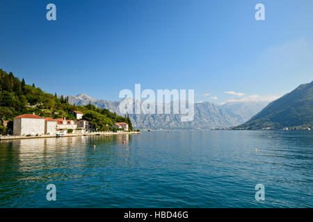 La ville de Perast, baie de Kotor, Monténégro, Europe Banque D'Images