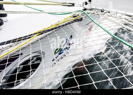 Le trimaran Oman Sail à Kieler Woche. Banque D'Images