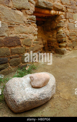 La porte extérieure, à l'Ouest Anasazi ruine Hisatsinom Chacoan complexe, Aztec Ruins National Monument, Aztec, Nouveau Mexique Banque D'Images