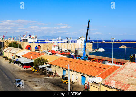 Famagusta, Gazimagusa,Ammochostos, Chypre du Nord, port. Banque D'Images