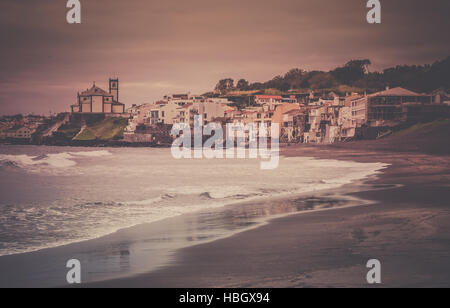 Plage sur la périphérie de Ponta Delgada Banque D'Images