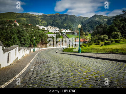 Road Town à Furnas Banque D'Images