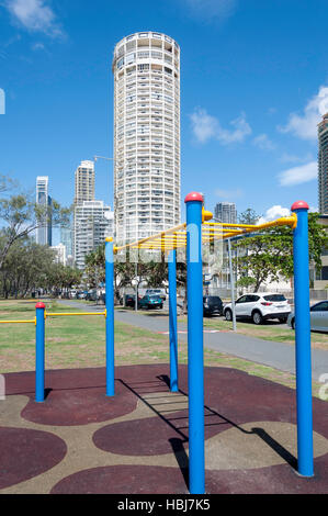 Sport en plein air sur l'Esplanade, Surfers Paradise, ville de Gold Coast, Queensland, Australie Banque D'Images