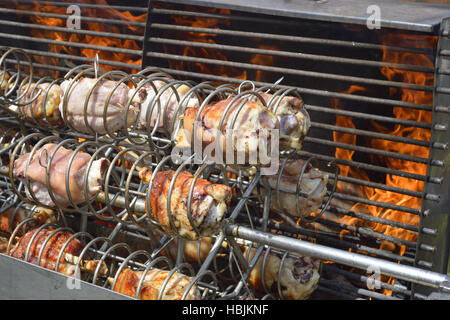 Carré de porc sur un grill Banque D'Images