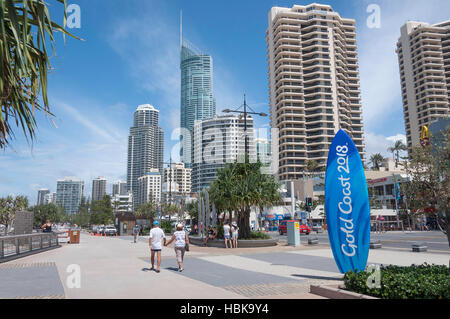 Promenade La Promenade de la plage, de l'Esplanade, Surfers Paradise, ville de Gold Coast, Queensland, Australie Banque D'Images