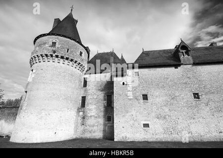 Fougères-sur-Bièvre, France - 6 novembre, 2016 : Le Château de Fougères-sur-Bièvre château français médiéval dans la vallée de la Loire. Il a été construit en 15 siècle Banque D'Images