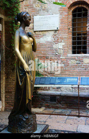 Statue de Juliette, Julia, Julietta house, Vérone, Italie Banque D'Images