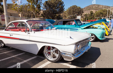 Chevrolet Impala 1961 blanc Banque D'Images